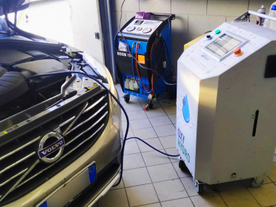 Trattamento con sistema Oxy Hydro