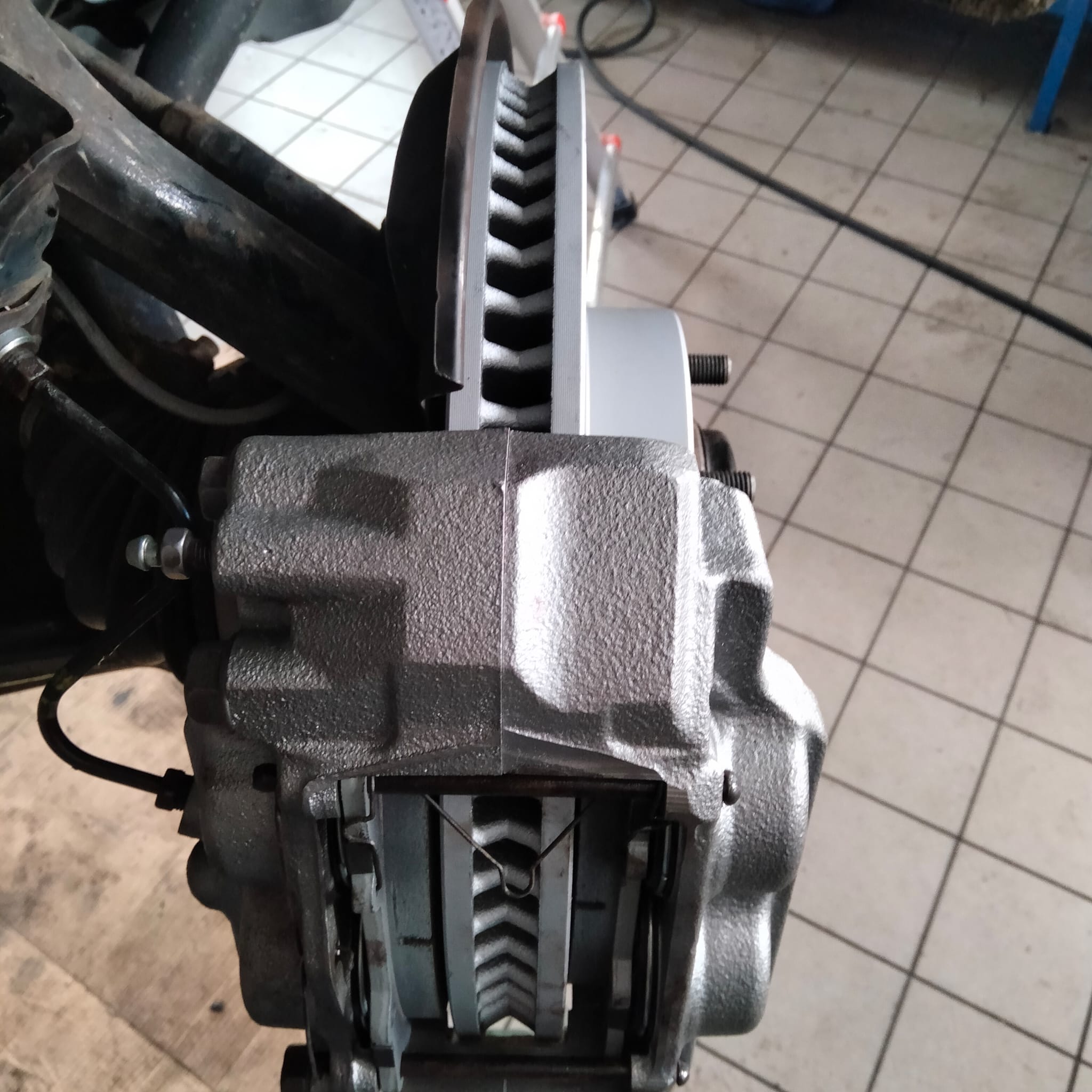 Pinza, pastiglie e disco del freno